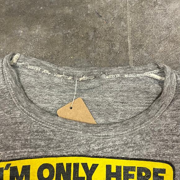 Vintage 1973 Roach Im Only Here For The Beer T-Shirt Medium - Picture 6 of 7